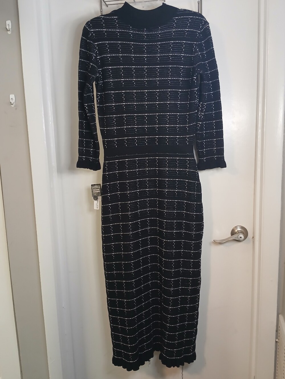 Studio One NY Black Grid Long Sleeve Mock Neck Knit Dress M New!
